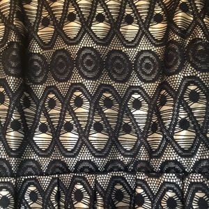 Sleeveless black & cream lace dress